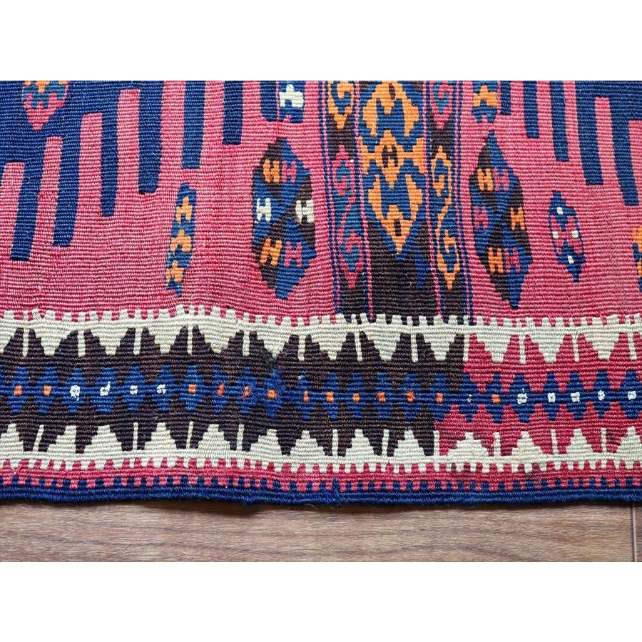 オールドキリム ハッキャリ フラグメント 104x84cm 濃紺とローズピンク | ブランド登録なし | 05