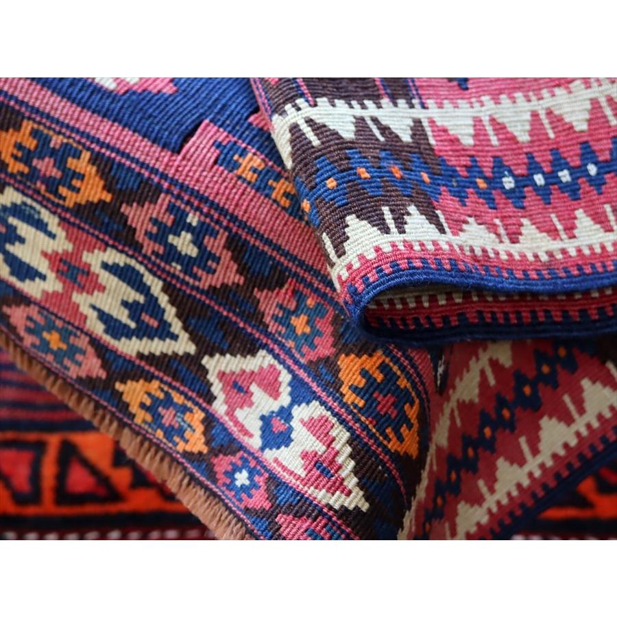 オールドキリム ハッキャリ フラグメント 104x84cm 濃紺とローズピンク | ブランド登録なし | 09