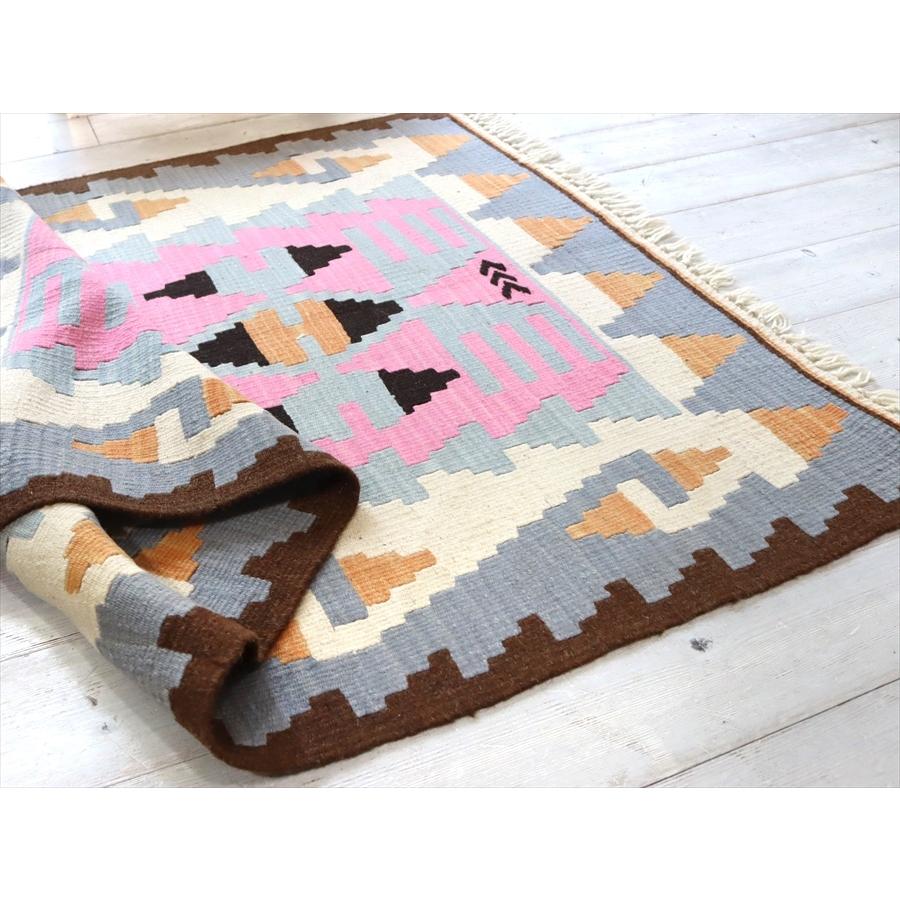 やわらかな織りのカイセリ産キリム チェイレキ 125x84cm 翼を広げた鳥のモチーフ | ブランド登録なし | 03