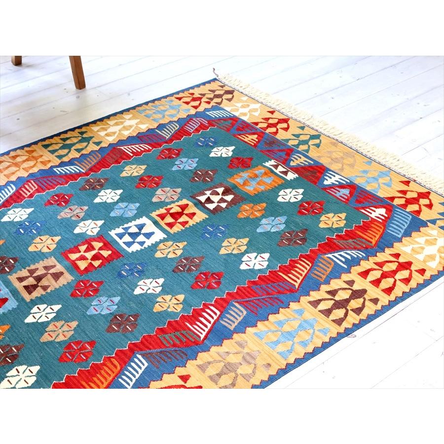 トルコの手織りキリム　ウシャク 173x122cm 幾何学模様と小花のモチーフ | ブランド登録なし | 02