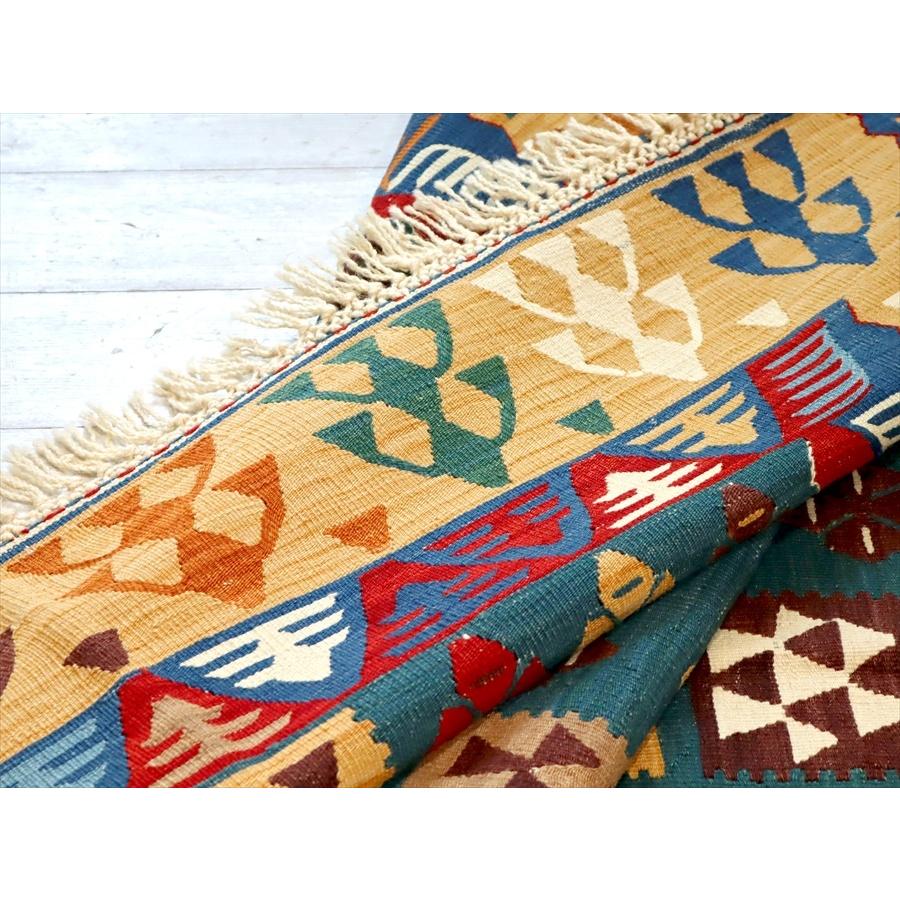 トルコの手織りキリム　ウシャク 173x122cm 幾何学模様と小花のモチーフ | ブランド登録なし | 07