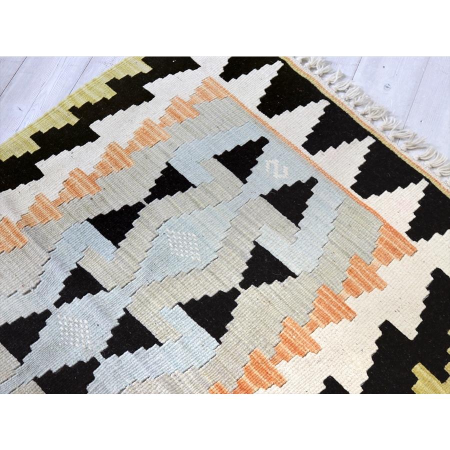 やわらかな織りのカイセリ産キリム　チェイレキ 114x79cm 雄羊の角 | ブランド登録なし | 02