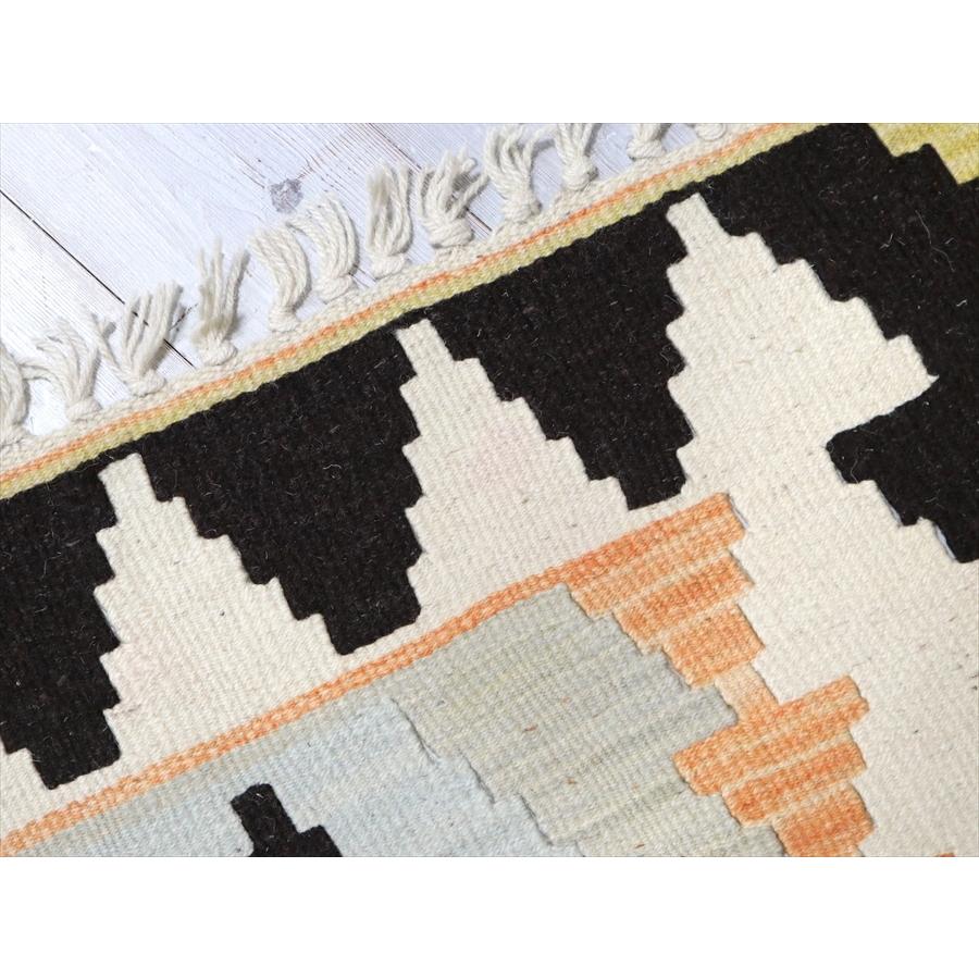 やわらかな織りのカイセリ産キリム　チェイレキ 114x79cm 雄羊の角 | ブランド登録なし | 05