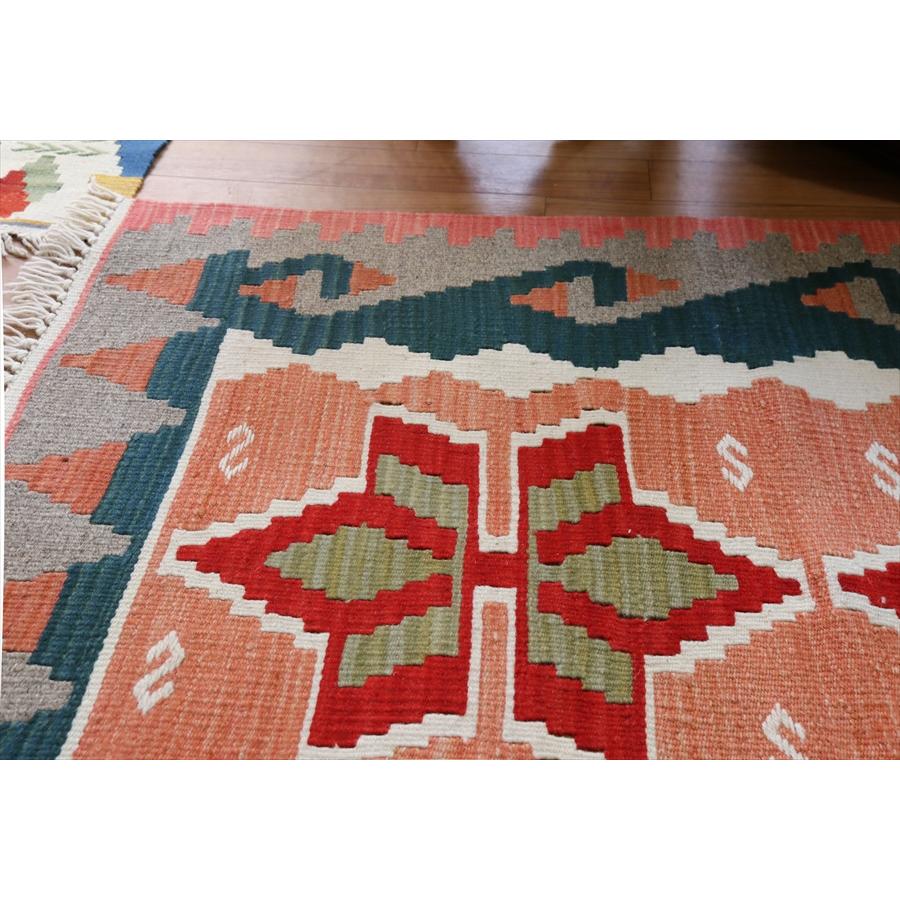 やわらかな織りのカイセリ産キリム　チェイレキ 113x81cm オレンジ/グリーン | ブランド登録なし | 03