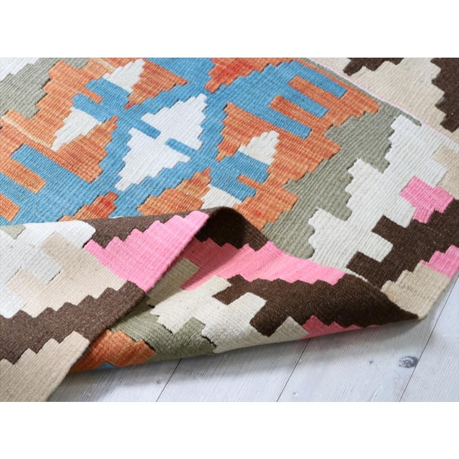 やわらかな織りのカイセリ産キリム　チェイレキ 113x75cm 翼を広げた鳥のモチーフ | ブランド登録なし | 03