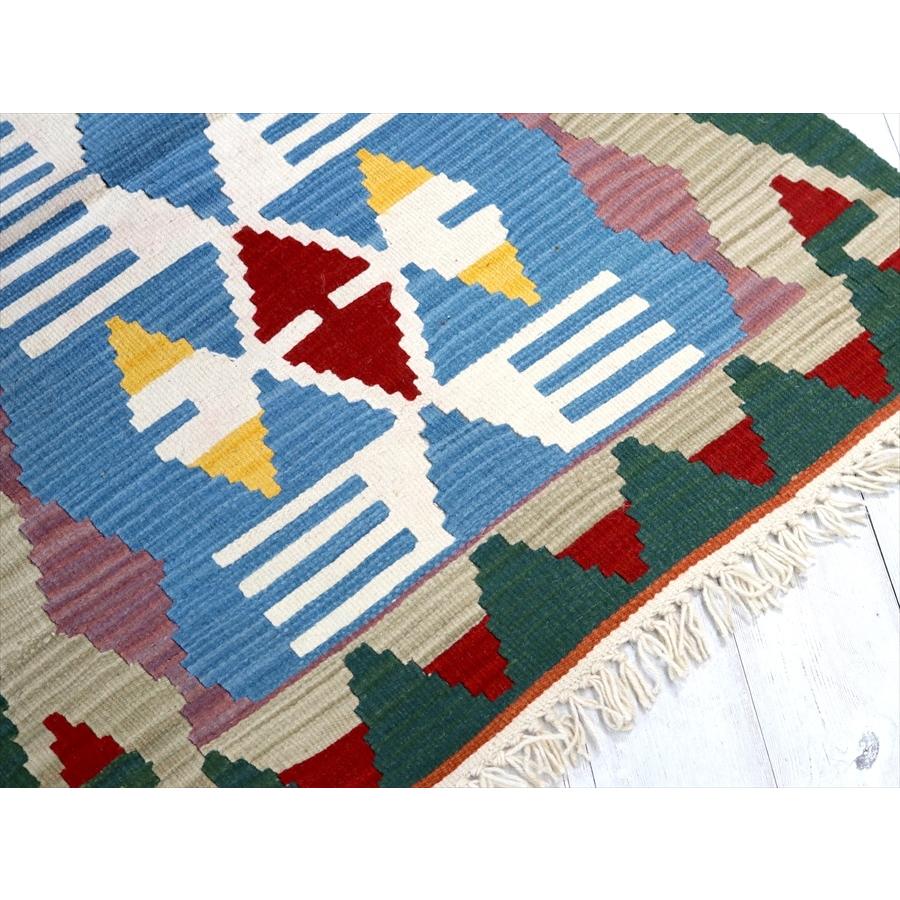 やわらかな織りのカイセリ産キリム　ヤストゥク 108x78cm 翼を広げた鳥のモチーフ | ブランド登録なし | 02