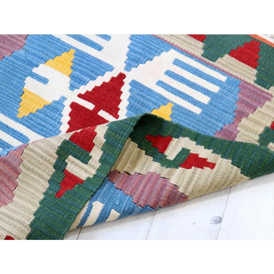 やわらかな織りのカイセリ産キリム　ヤストゥク 108x78cm 翼を広げた鳥のモチーフ | ブランド登録なし | 04