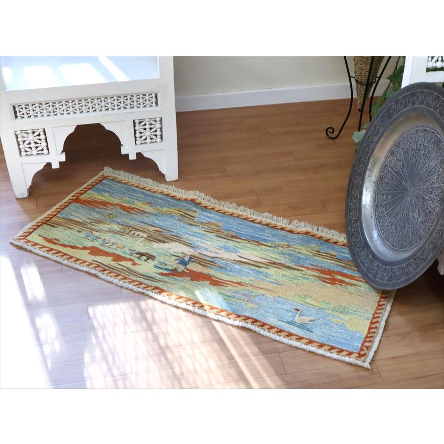 ギャッベスマックキリム 遊牧民の織る風景のラグ49x117cm山麓と草原と湖 | ブランド登録なし | 01