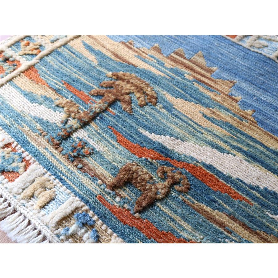 ギャッベスマックキリム 遊牧民の織る風景のラグ48x120cm山麓と草原と湖 | ブランド登録なし | 03