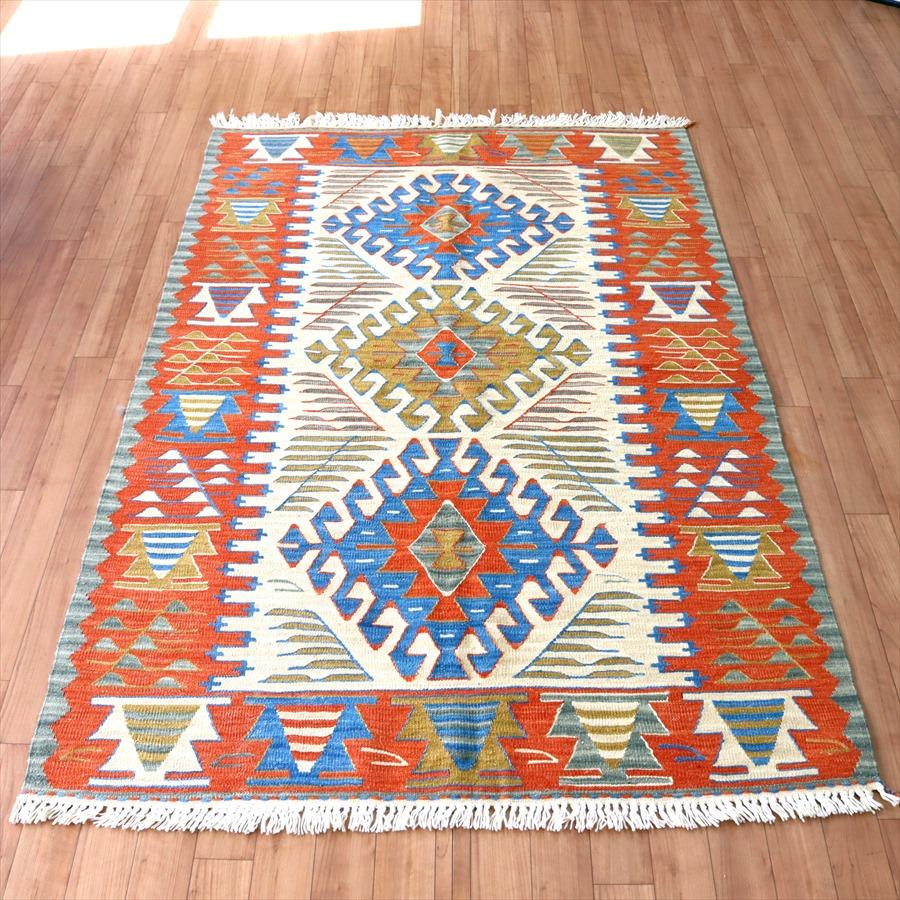 トルコの手織りキリム ウシャク 172x113cm ドラゴンのモチーフ | ブランド登録なし