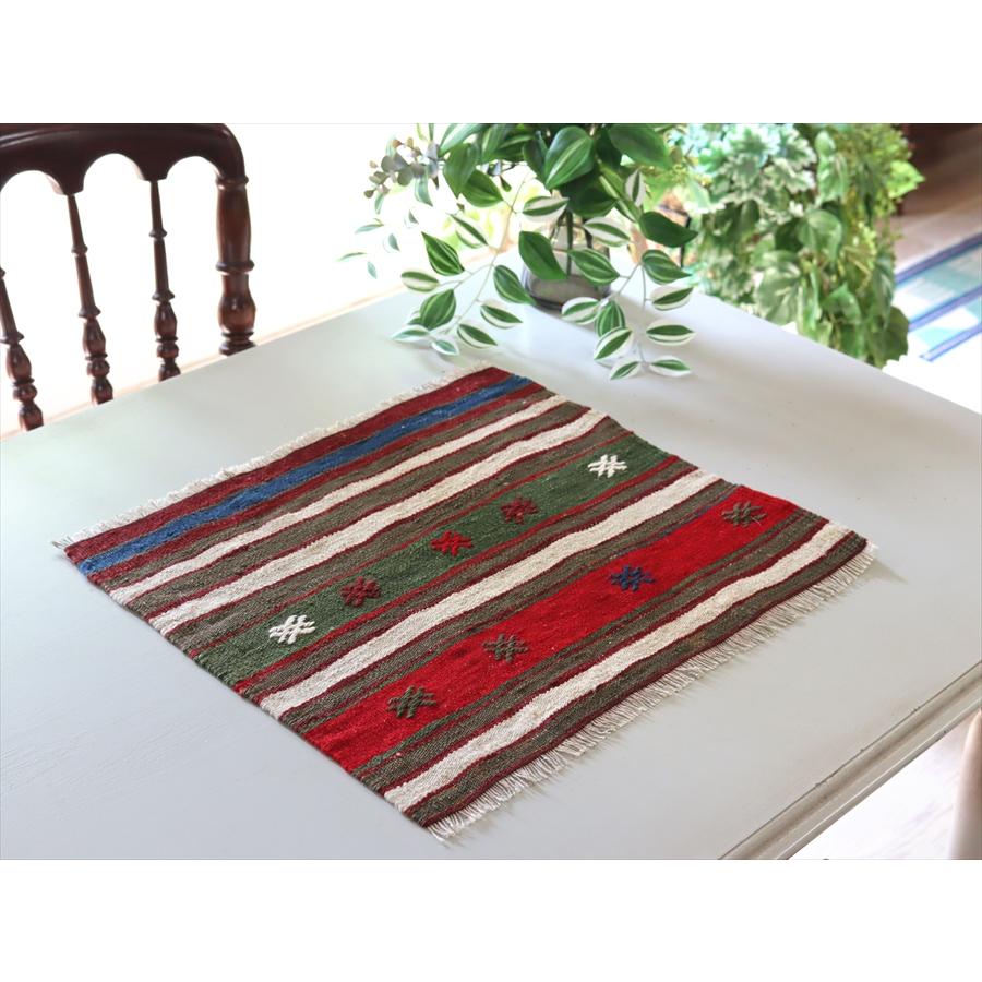 オールドキリム バルケスィール 38x43cm サドルバッグのカットピース |  | 01