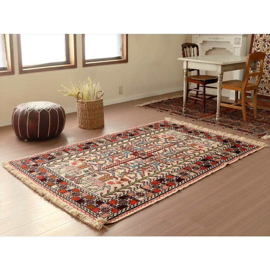 グチャンキリム ベージュ 205x135cm 動物と植物 平織り&パイル織り | ブランド登録なし | 01