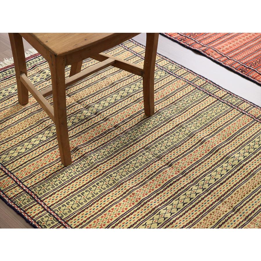 刺繍のようなスザンニ織りのキリム イラン東北部カラート 152x98cm マスタードイエロー | ブランド登録なし | 05