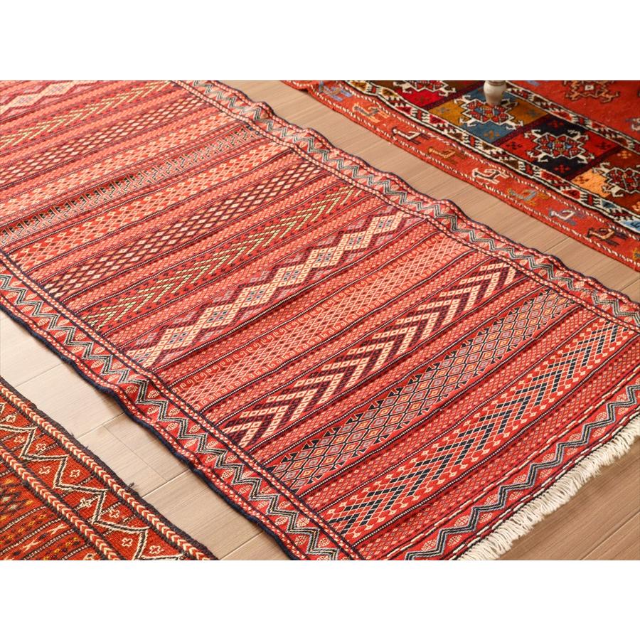 刺繍のようなスザンニ織りのキリム イラン東北部カラート 196x73cm 幾何学模様のボーダーデザイン | ブランド登録なし | 03