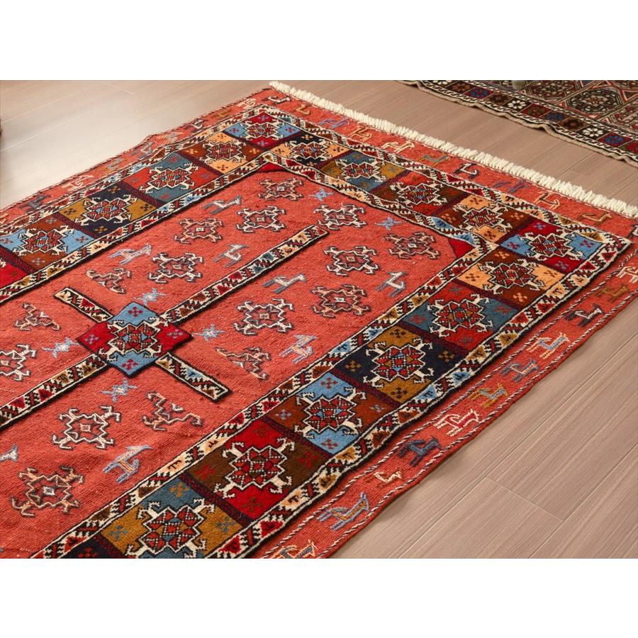 グチャンキリム レッド 205x131cm ヤギとメダリオン 平織り&パイル織り | ブランド登録なし | 02