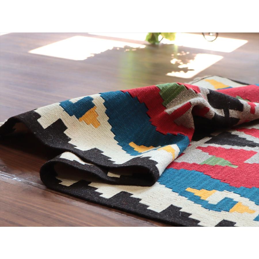 カイセリ産手織りキリム 116x78cm レッド＆アイボリー トルコの手織りラグ |  | 04