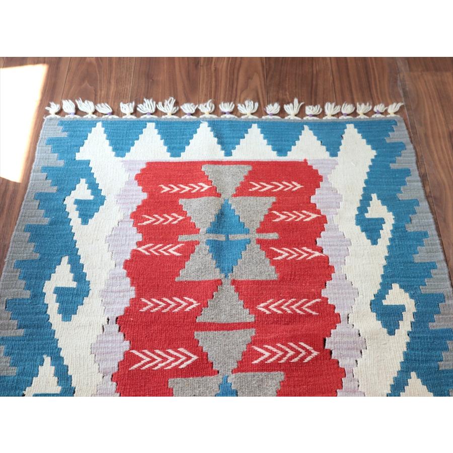 カイセリ産手織りキリム 112x80cm レッド＆ブルー トルコの手織りラグ |  | 02