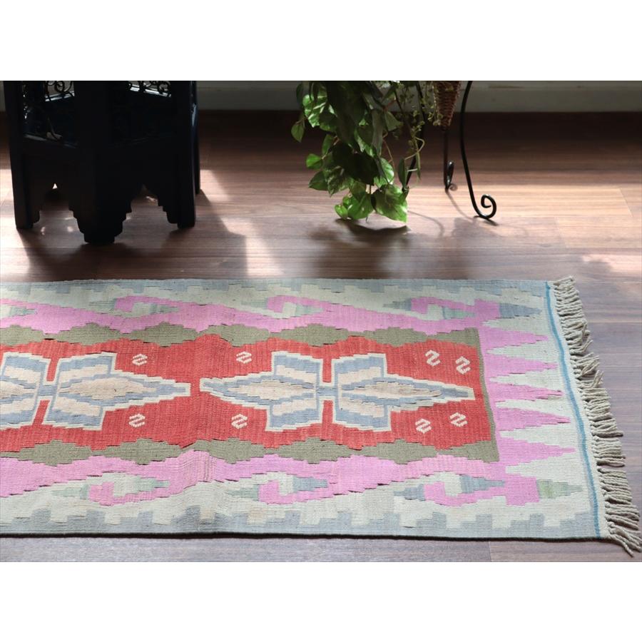 カイセリ産手織りキリム 115x77cm レッド＆ピンク トルコの手織りラグ |  | 02