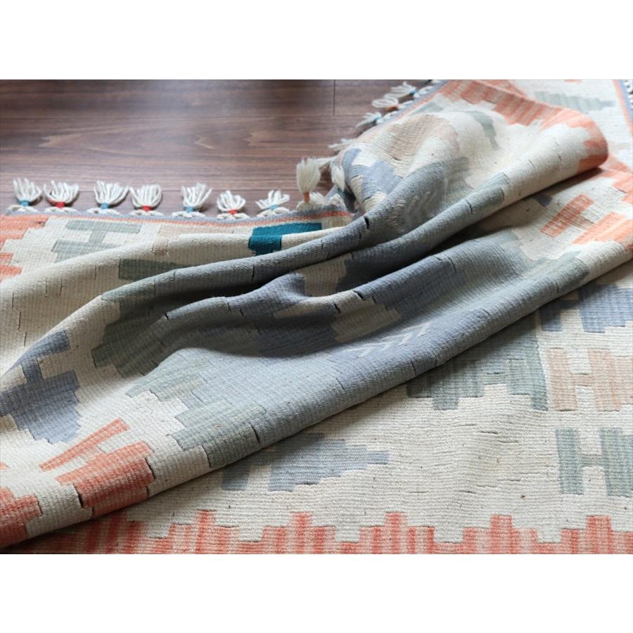 カイセリ産手織りキリム 119x79cm パステルカラー トルコの手織りラグ |  | 04