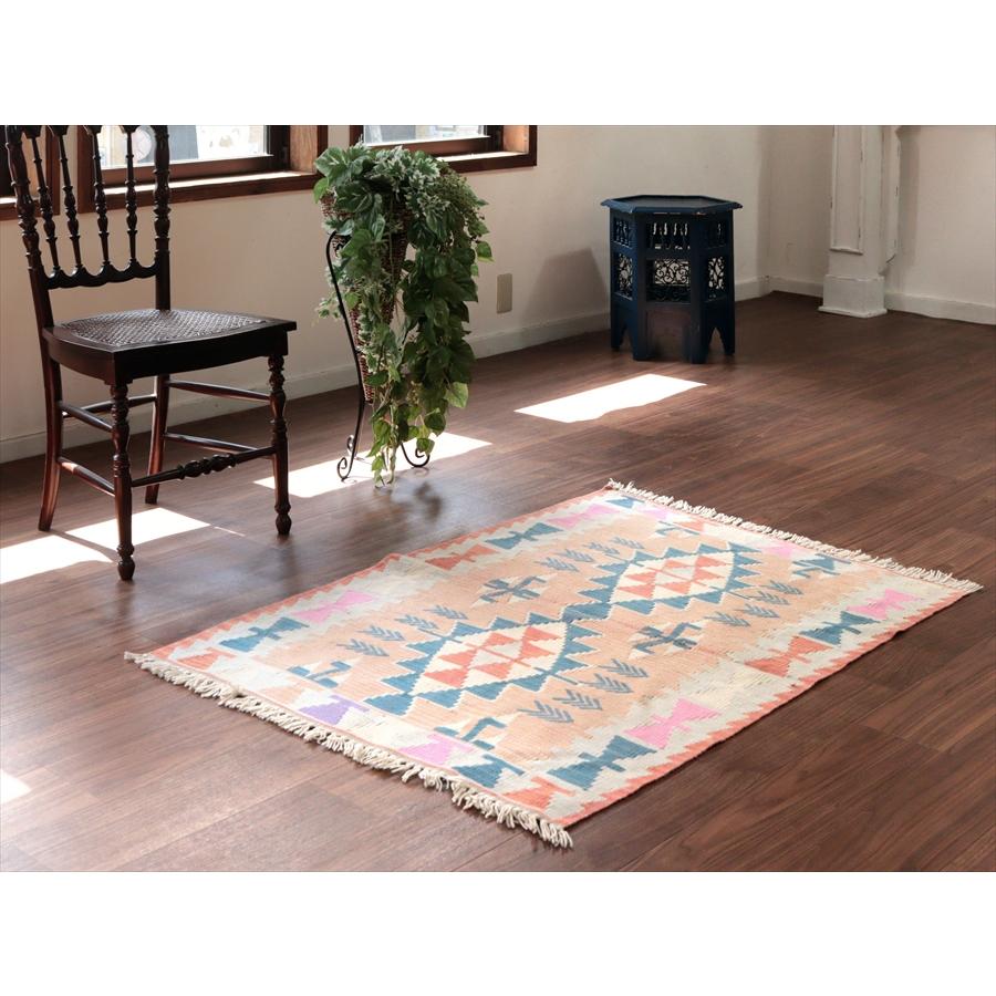 トルコの手織りキリム カイセリ 127x90cm 幾何学モチーフ パステルトーン |  | 01