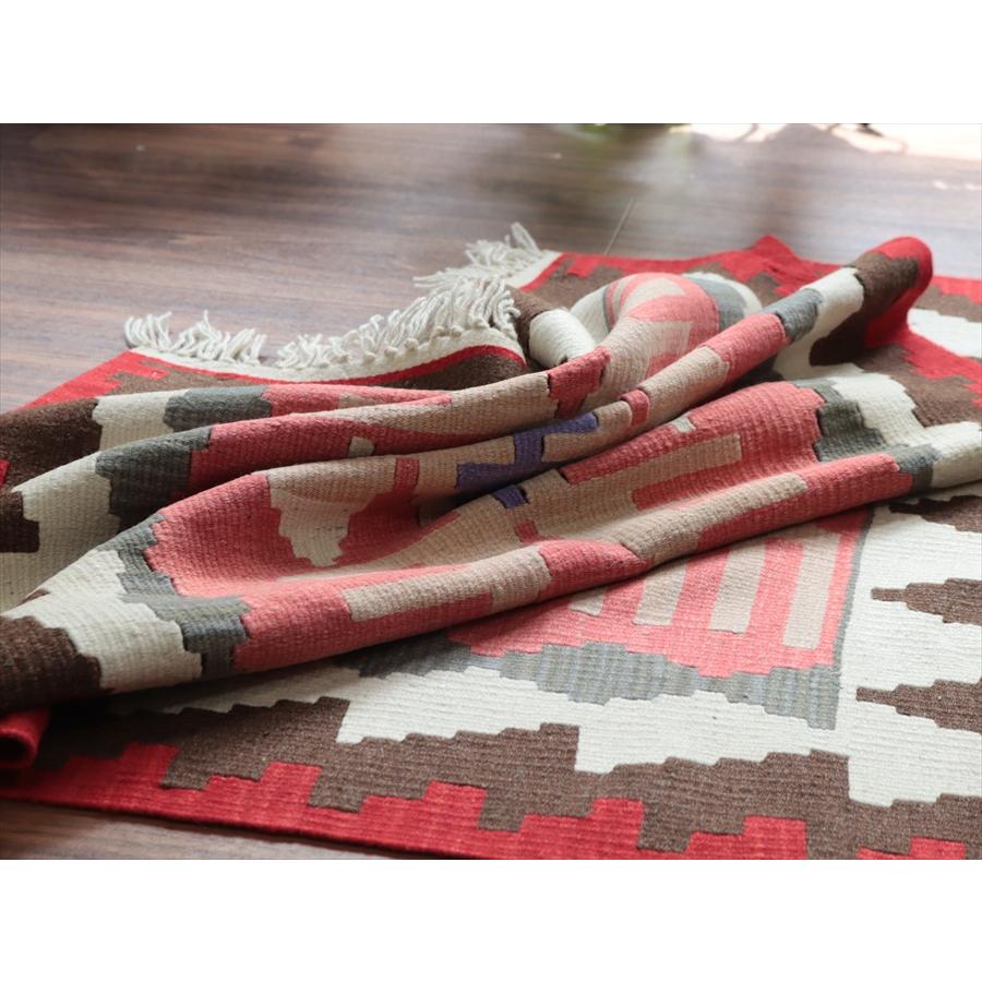 カイセリ産手織りキリム 127x82cm レッド トルコの手織りラグ |  | 04