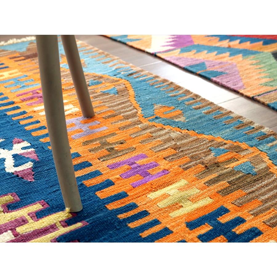 ワンランク上のカイセリキリム 185x124cm ブルー＆オレンジ