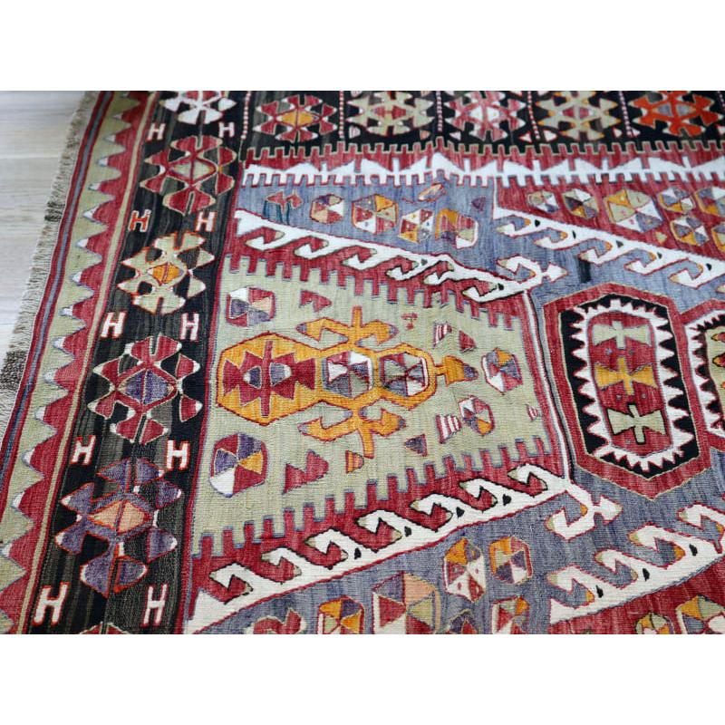 アンティークキリム Old & Antique Kilim – キリム屋さん.com