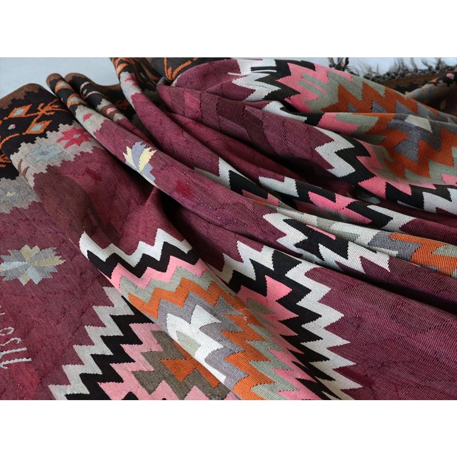 オールドキリム エルズルム 344x158cm ３つのメダリオンと幾何学模様 文字入り |  | 11