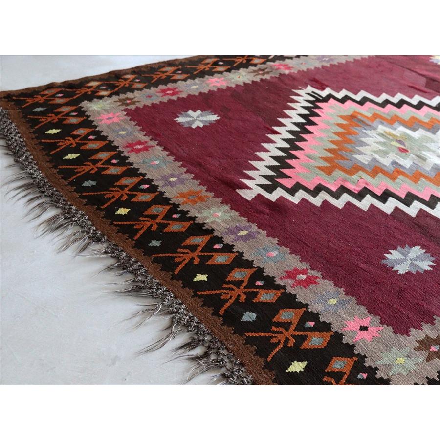 オールドキリム エルズルム 344x158cm ３つのメダリオンと幾何学模様 文字入り |  | 04