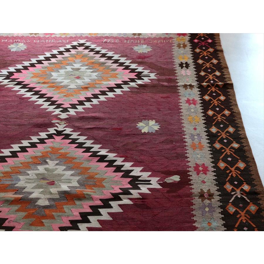 オールドキリム エルズルム 344x158cm ３つのメダリオンと幾何学模様 文字入り |  | 09