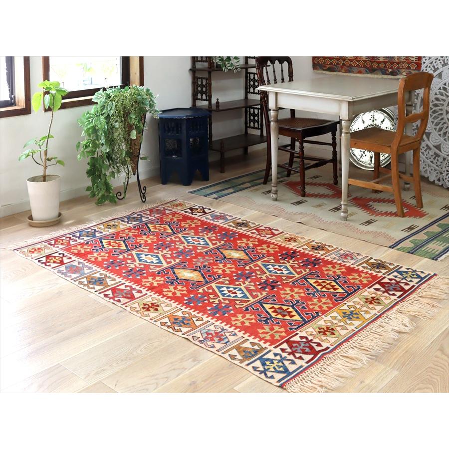 トルコの手織りキリム カイセリ 176x118cm 様々なモチーフ