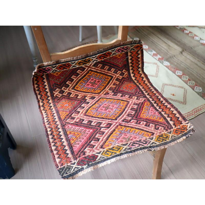 オールドキリム　小さなパネル 51x49cm カルス地方　ジジム織り |  | 01