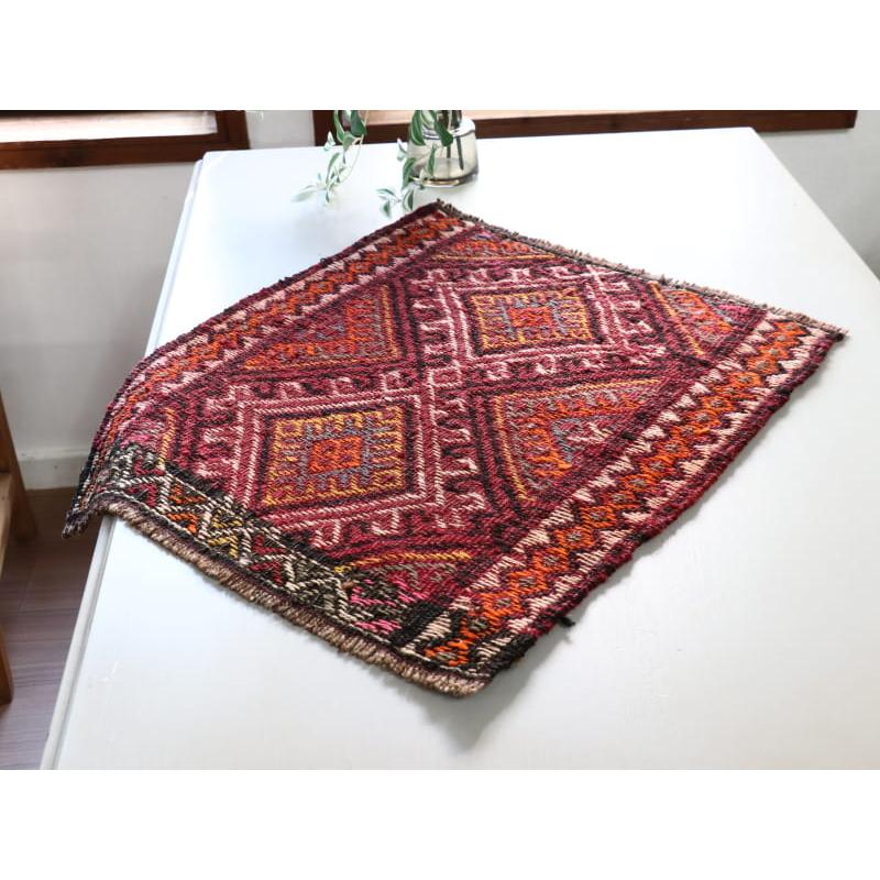 オールドキリム　小さなパネル 52x47cm カルス地方　ジジム織り |  | 02