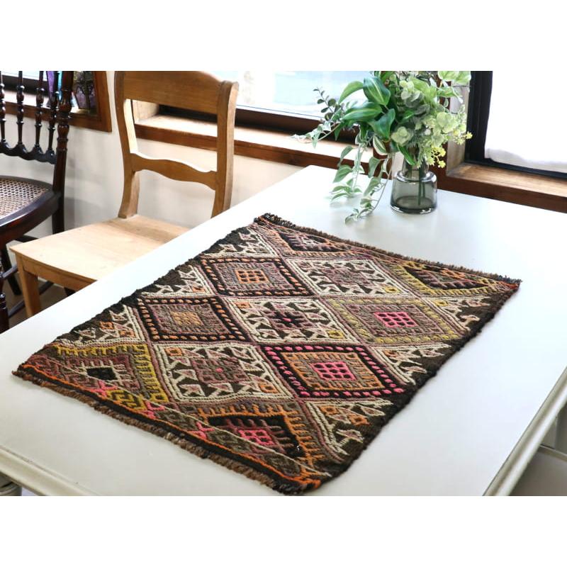 オールドキリム　小さなパネル 54x45cm カルス地方　ジジム織り |  | 02