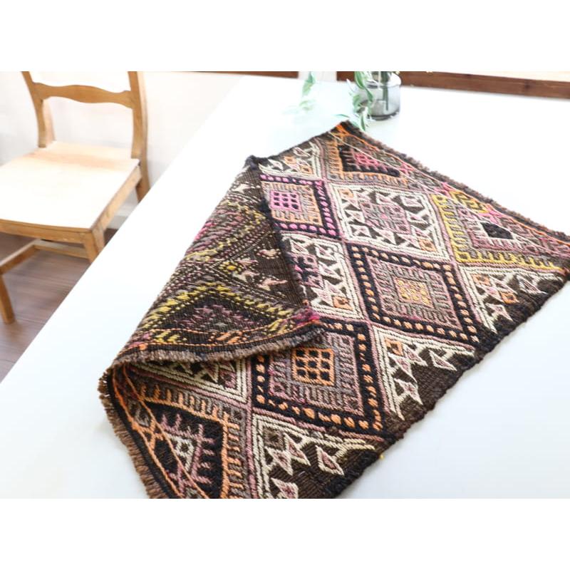 オールドキリム　小さなパネル 54x45cm カルス地方　ジジム織り |  | 05