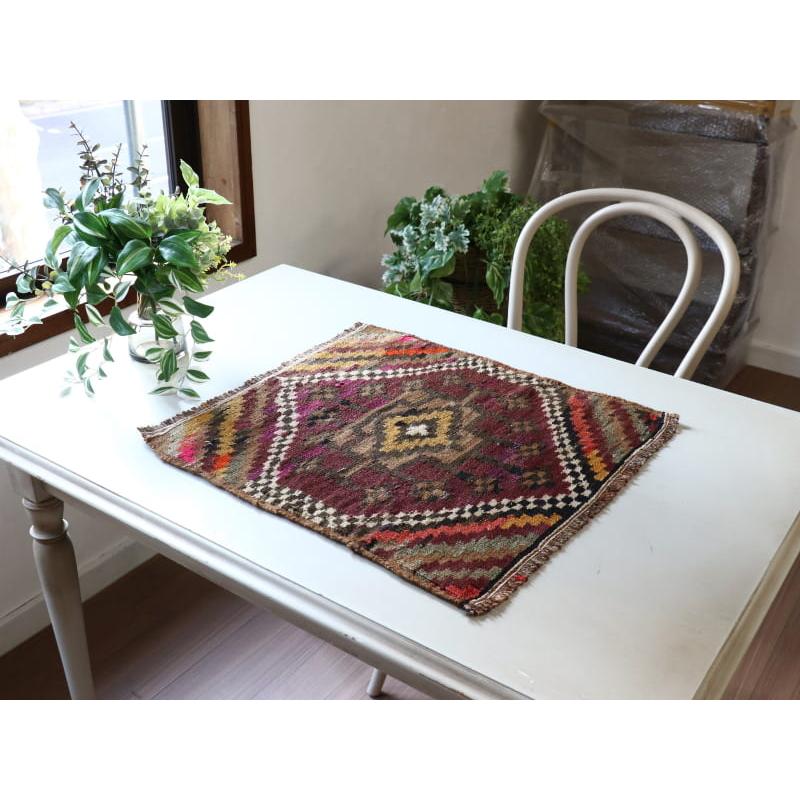 オールドキリム　小さなパネル 49x47cm カルス地方　ジジム織り |  | 01