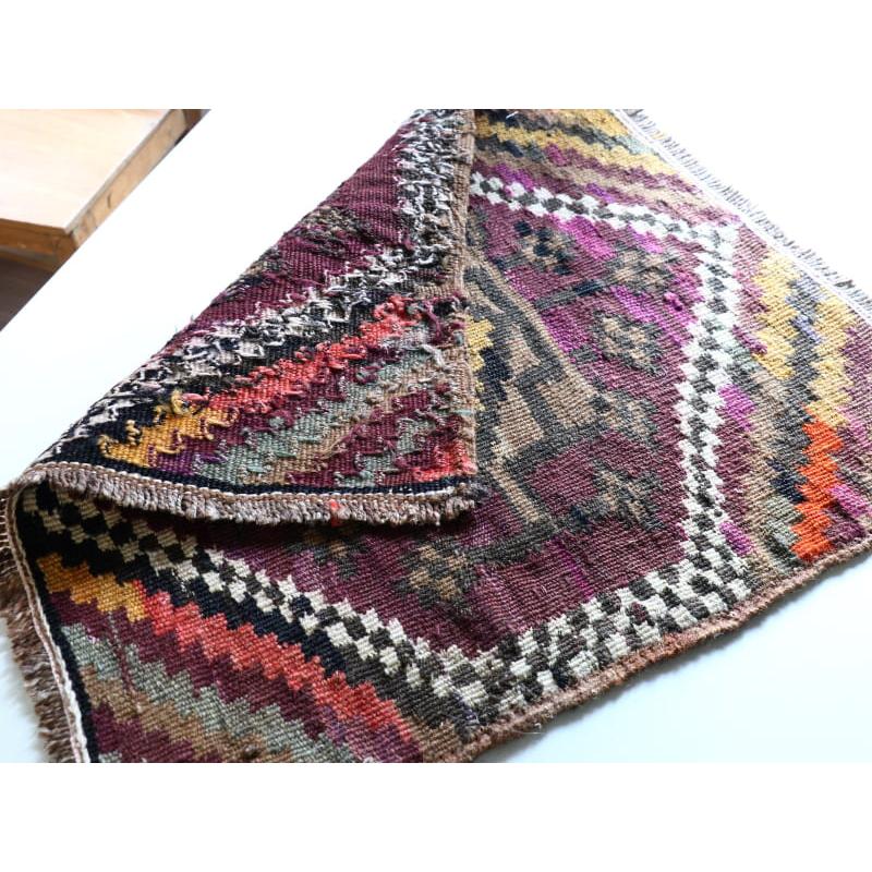 オールドキリム　小さなパネル 49x47cm カルス地方　ジジム織り |  | 04