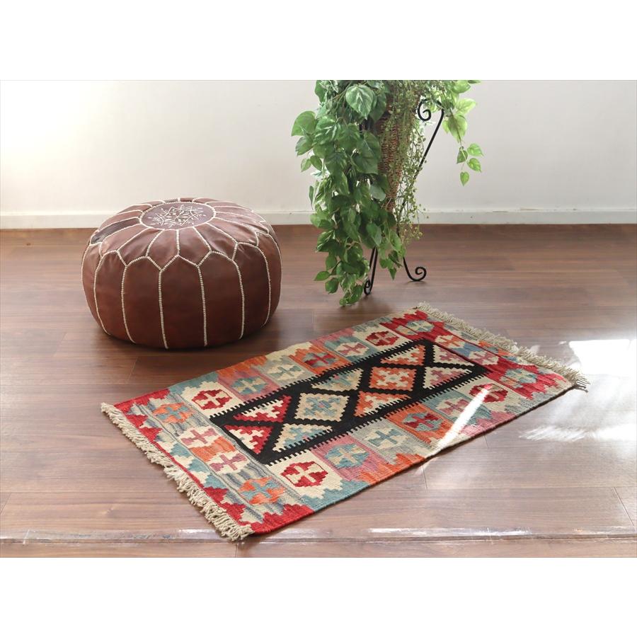 【15%OFFクーポン対象】手織りキリム イラン シラーズ 87×65cm <br>カラフルな幾何学モチーフ 手織りキリム イラン シラーズ 96x61cm カラフルな幾何学モチーフ : インプレッションオブギャッベ - 通販 - Yahoo!ショッピング