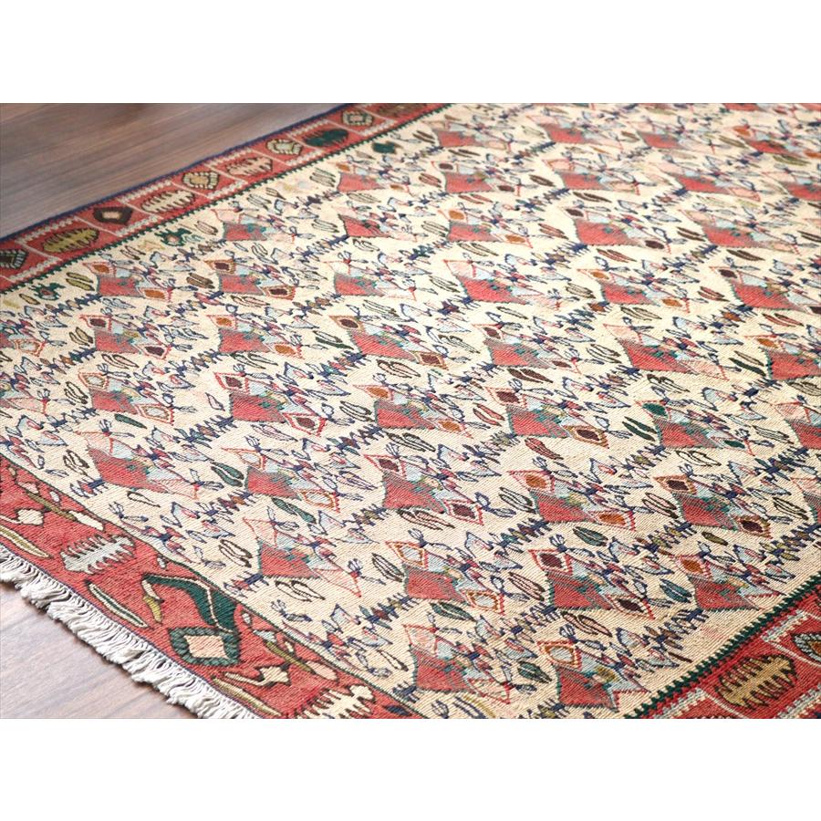 イランの手織りキリム セネ 144x119cm 花束のモチーフ |  | 03