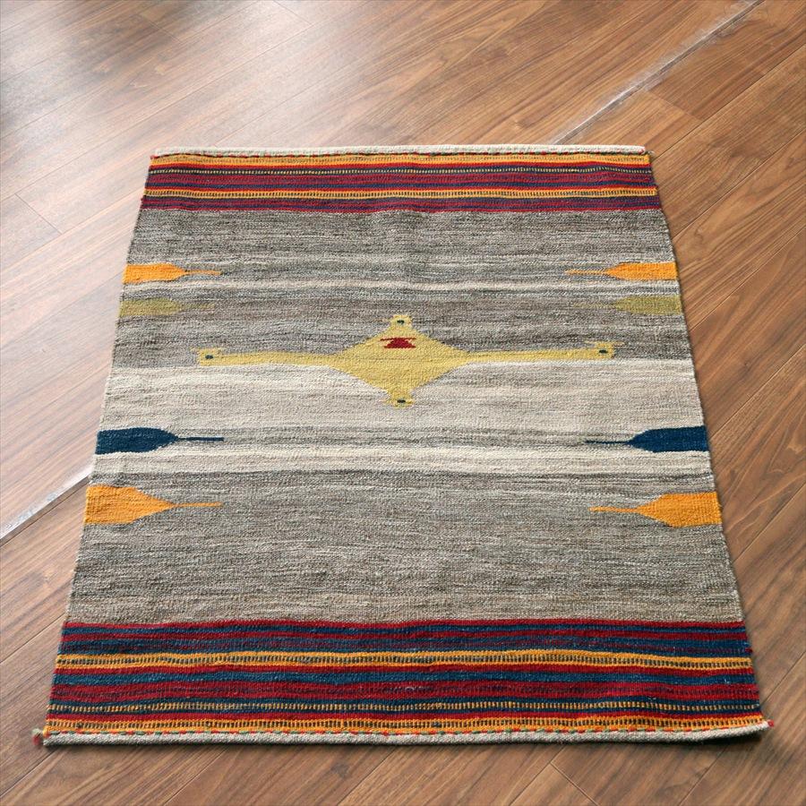 カシュカイ族の手織りキリム  114x93cm 幾何学モチーフ | 