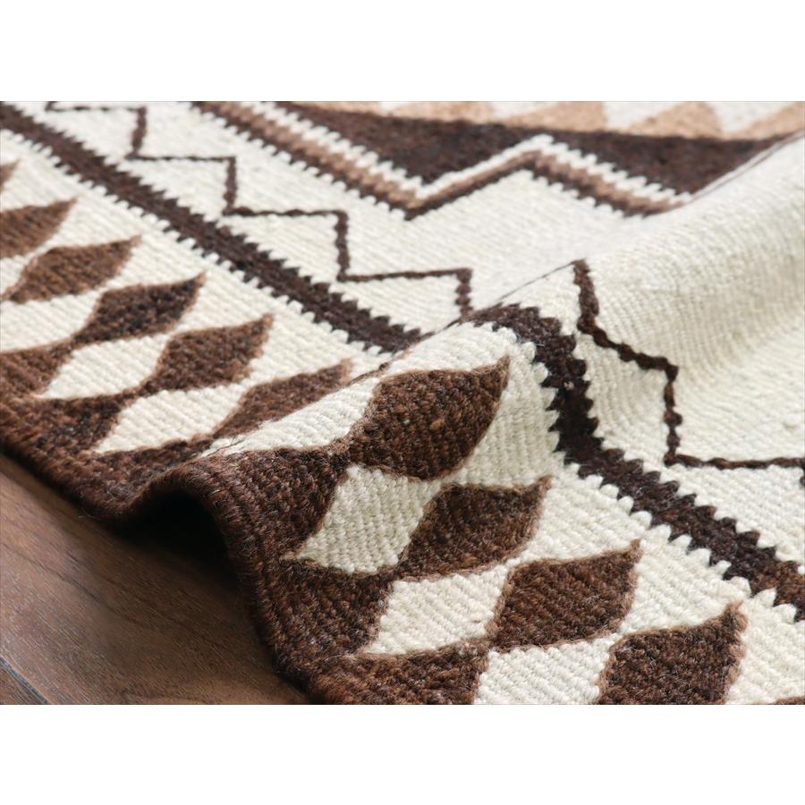 トルコの手織りキリム カルス 169x94cm メダリオンと幾何学モチーフ |  | 06