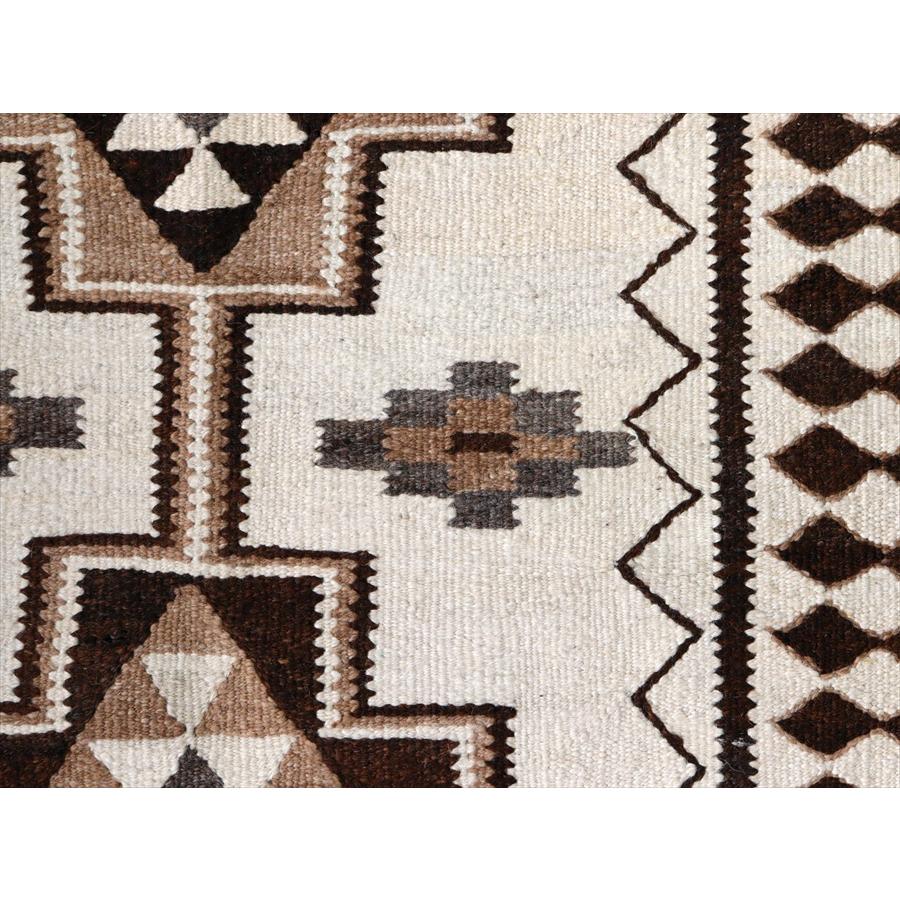 トルコの手織りキリム カルス 167x96cm メダリオンと幾何学モチーフ |  | 04