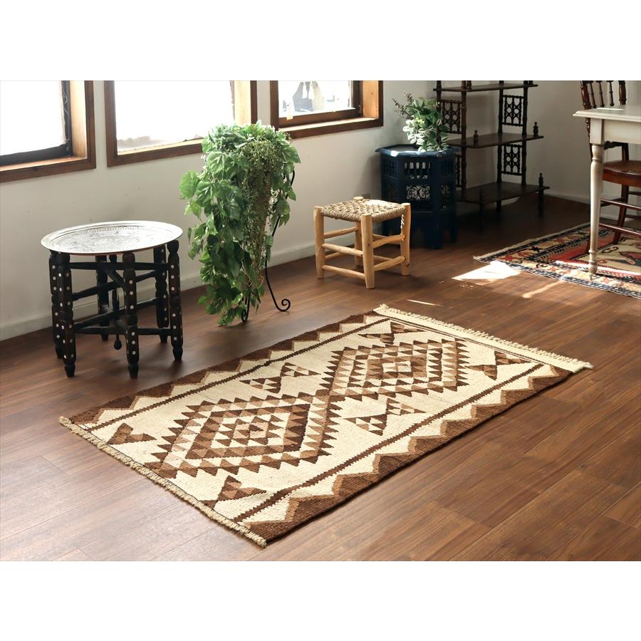 トルコの手織りキリム カルス 145x89cm メダリオンと幾何学モチーフ |  | 01