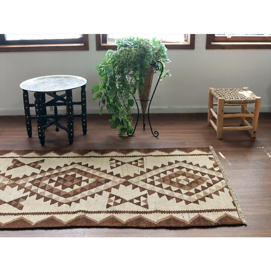 トルコの手織りキリム カルス 174x87cm メダリオンと幾何学モチーフ |  | 02