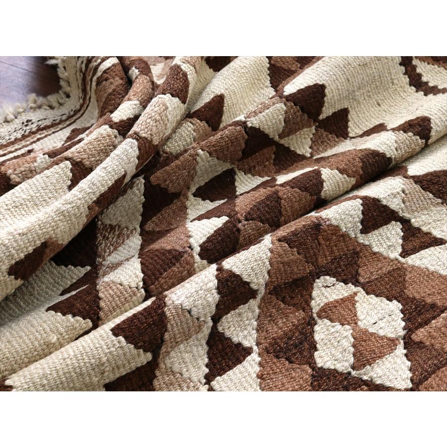 トルコの手織りキリム カルス 174x87cm メダリオンと幾何学モチーフ |  | 06