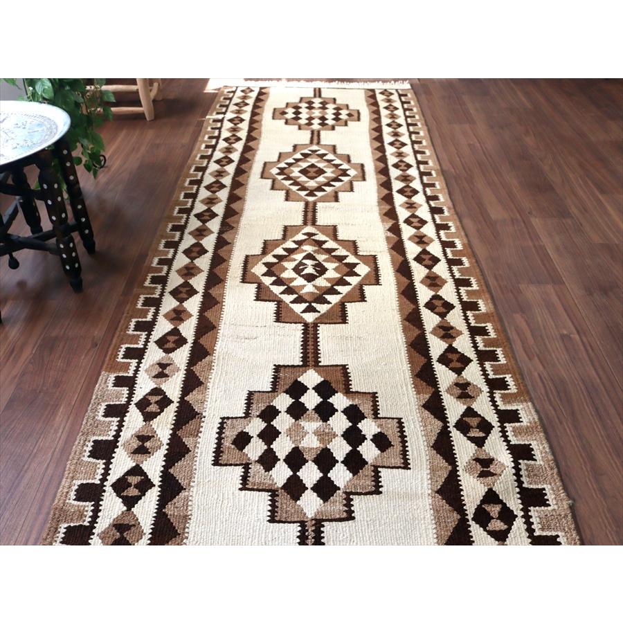 トルコの手織りキリム カルス 277x96cm メダリオンと幾何学モチーフ |  | 04