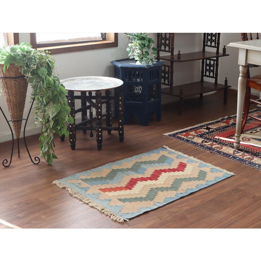 カシュカイキリム イラン 手織り 85x61cm カラフルな幾何学モチーフ |  | 01