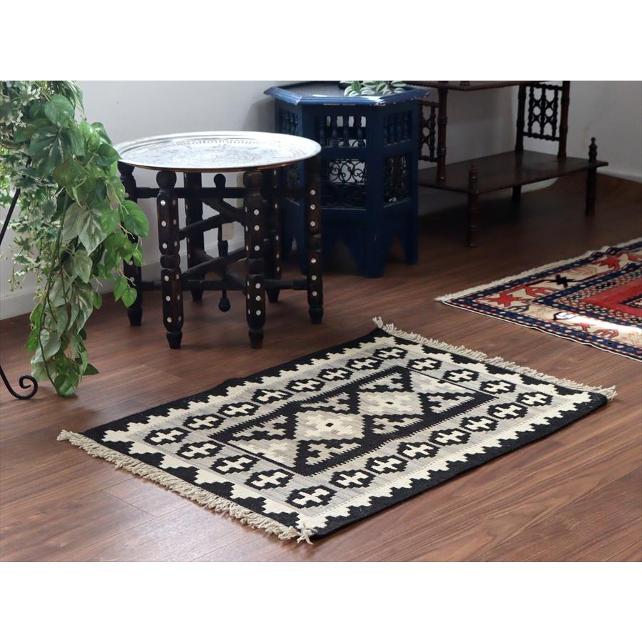 カシュカイキリム イラン 手織り 87x62cm カラフルな幾何学モチーフ |  | 01