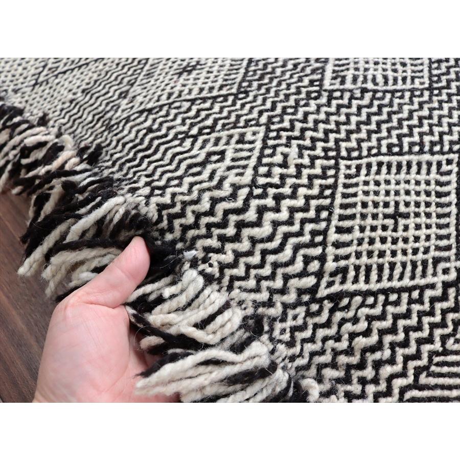 モロッコキリム ザナフィ ZANAFI kilim 205x93cm パターンの違うジジム織り モノトーン |  | 09