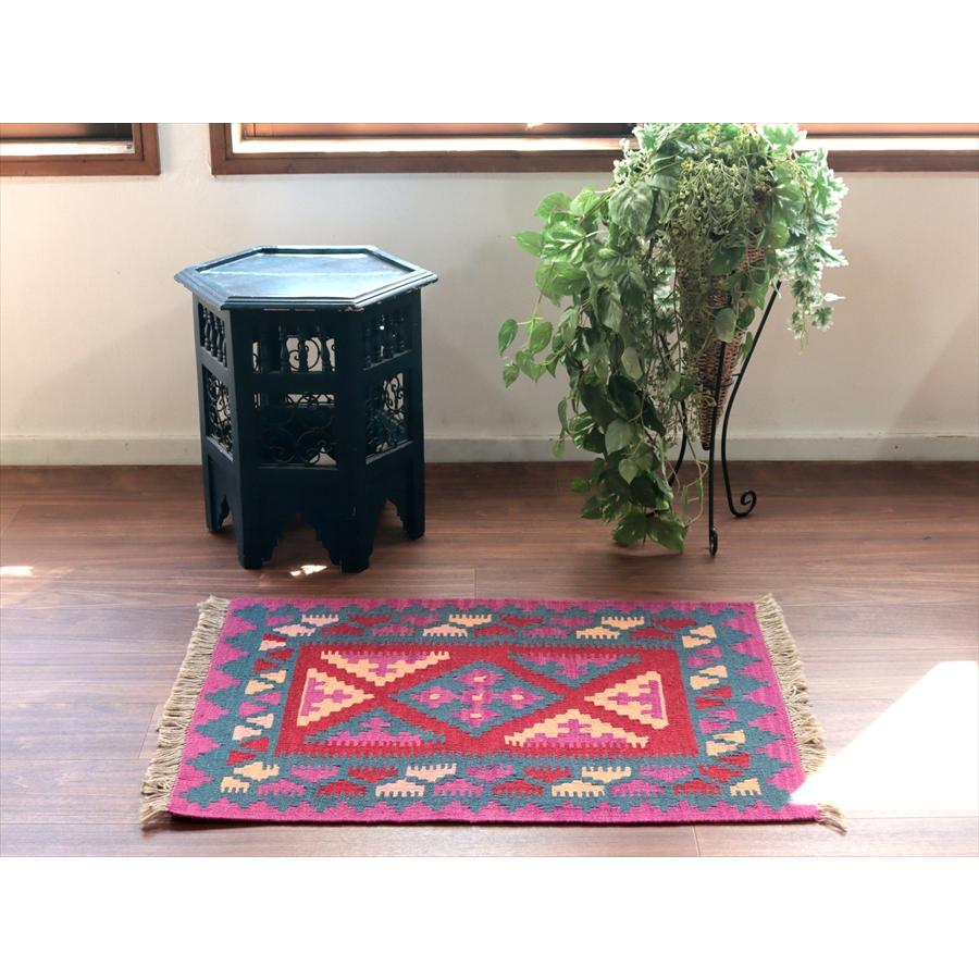 カシュカイキリム シラーズ産 85x63cm イランの手織りラグ |  | 01